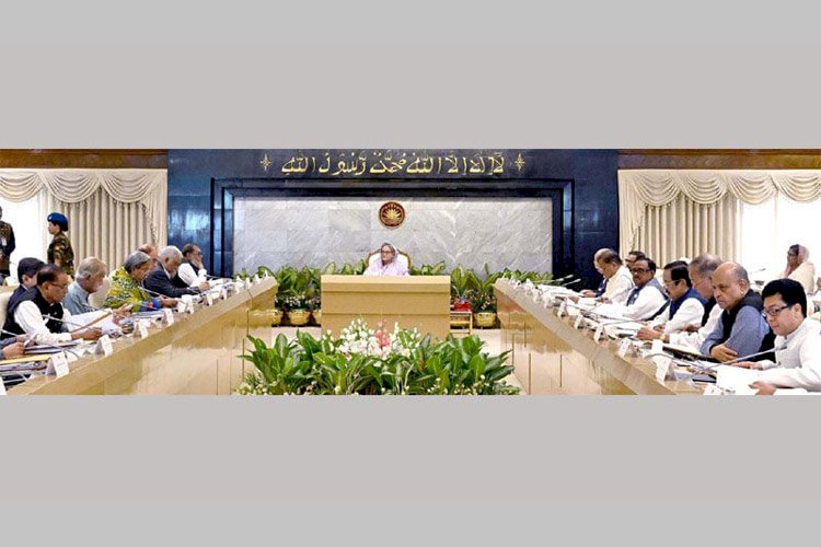 ইফতার পার্টি না করে মানুষের পাশে দাঁড়ানোর অনুরোধ প্রধানমন্ত্রীর