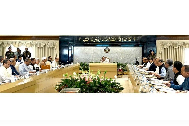 মধ্যপ্রাচ্যের অস্থিরতার প্রতি নজর রাখার নির্দেশ প্রধানমন্ত্রীর
