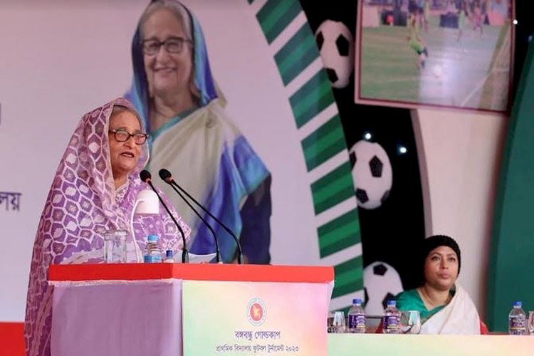 দেশীয় খেলাকে সমান সুযোগ দিন: প্রধানমন্ত্রী