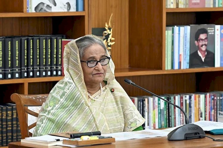 উন্নয়ন প্রকল্প গ্রহণ করার আগে অর্থনৈতিক সম্ভাবনা বিবেচনা করুন : প্রধানমন্ত্রী