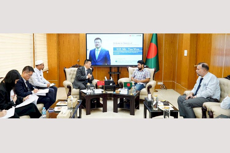 ঢাকা-বেইজিং সম্পর্ক নতুন উচ্চতায় নিতে আগ্রহী সরকার : নাহিদ