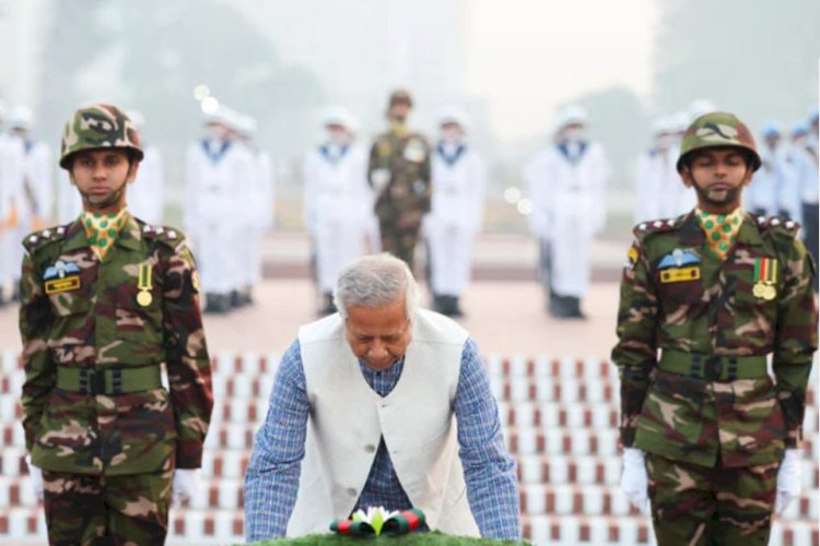 জাতীয় স্মৃতিসৌধে প্রধান উপদেষ্টার শ্রদ্ধা নিবেদন