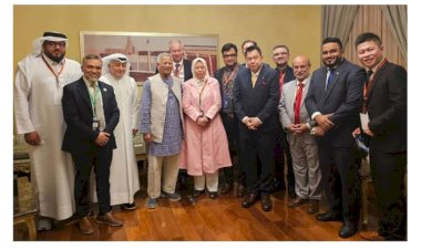 শীর্ষস্থানীয় বিদেশি বিনিয়োগকারীদের সঙ্গে বৈঠক করলেন প্রধান উপদেষ্টা