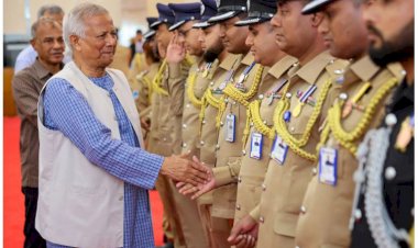 মানুষের আস্থা ফিরিয়ে আনতে পুলিশের প্রতি প্রধান উপদেষ্টার আহ্বান