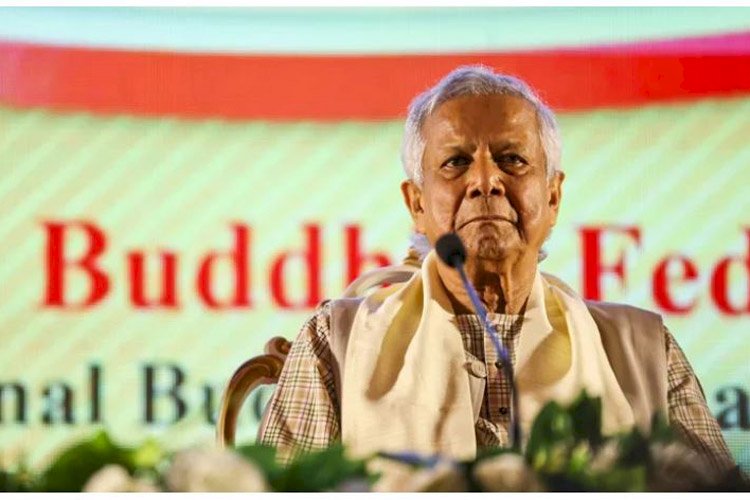 আমরা সবাই এক পরিবারের সদস্য: প্রধান উপদেষ্টা