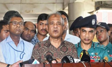 আবদুল হামিদের দেশত্যাগের ঘটনায় দোষীদের বিরুদ্ধে ব্যবস্থা নেয়া হবে : স্বরাষ্ট্র উপদেষ্টা