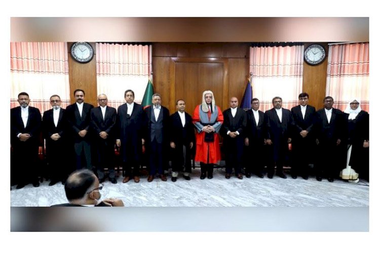 শপথ নিলেন হাইকোর্টের অতিরিক্ত ২৫ বিচারপতি