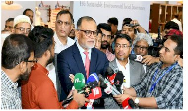 সরকার ভোজ্যতেলের দাম বাড়ায়নি : বাণিজ্য উপদেষ্টা