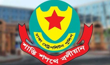 প্রতিকূলতার মধ্যেও যান চলাচল স্বাভাবিক রাখতে কাজ করছে ডিএমপি