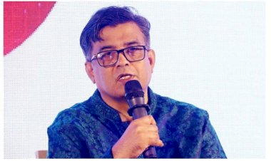 আওয়ামী লীগের বিরুদ্ধে রাজনৈতিক দলগুলোকে শক্ত অবস্থান নিতে হবে: শফিকুল আলম