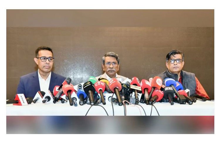 জনগণ সংস্কার ও পরিবর্তনের পক্ষে রায় দিয়েছে : গণভোট প্রসঙ্গে আলী রীয়াজ