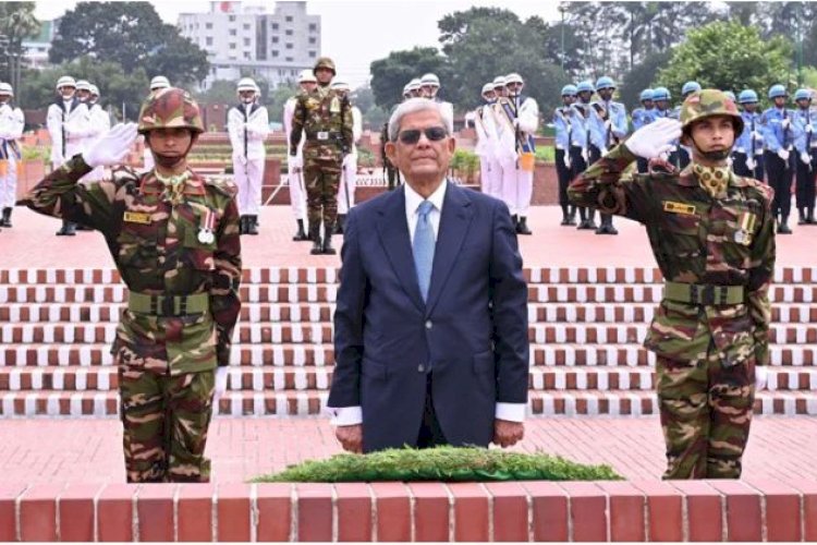 জাতীয় স্মৃতিসৌধে রাষ্ট্রপতির শ্রদ্ধা নিবেদন